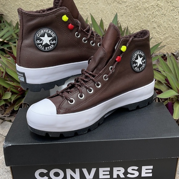 CONVERSE CTAS LUGGED WINTER HI BOOTS-PLATFORMS WMN - Picture 15 of 16